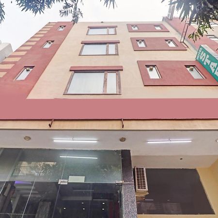 Oyo 12675 Hotel Star Inn New Delhi Ngoại thất bức ảnh