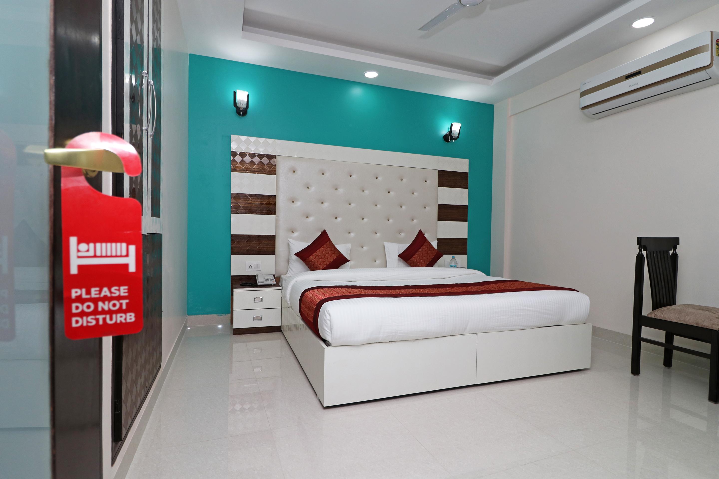 Oyo 12675 Hotel Star Inn New Delhi Ngoại thất bức ảnh