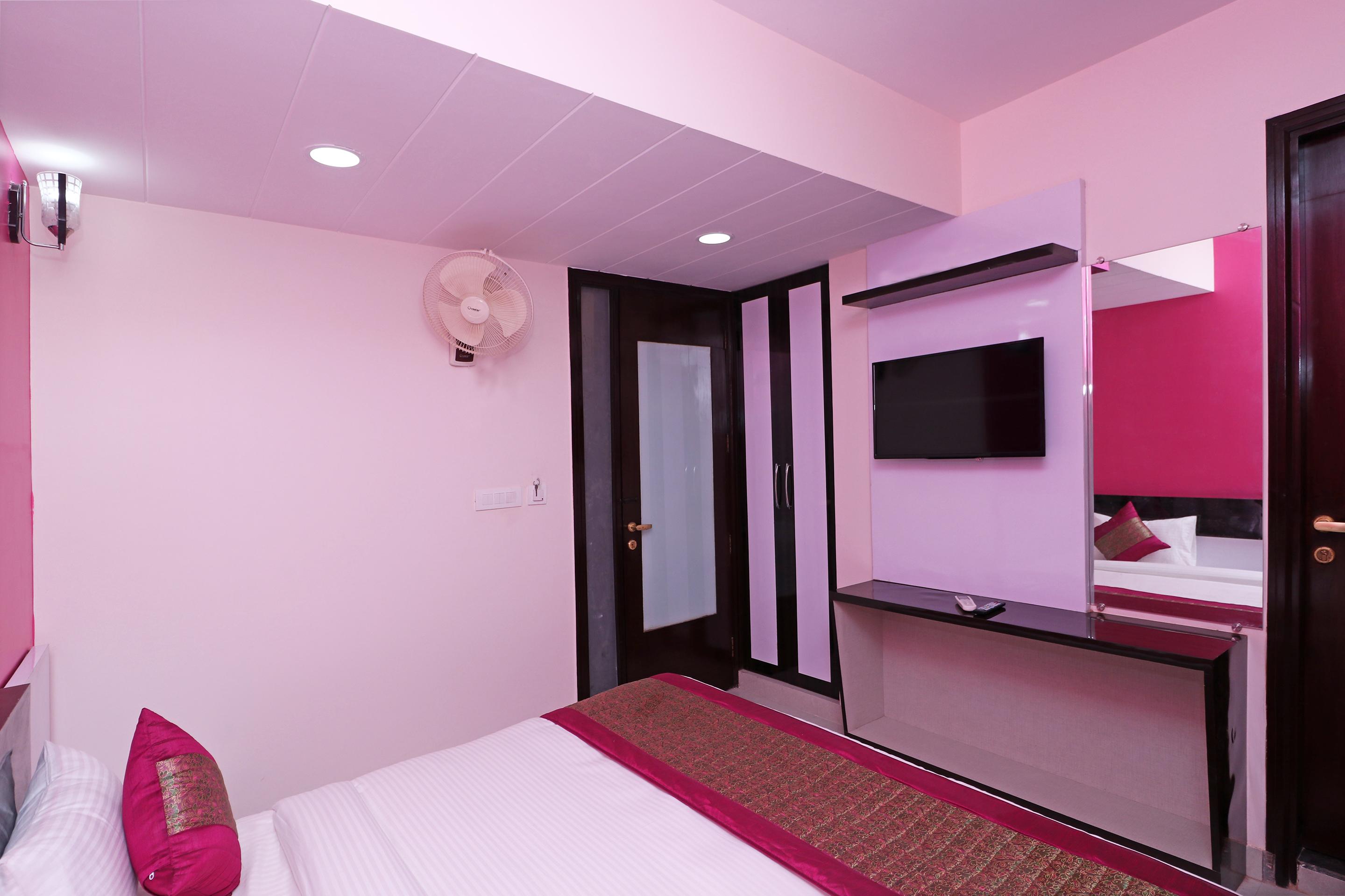 Oyo 12675 Hotel Star Inn New Delhi Ngoại thất bức ảnh